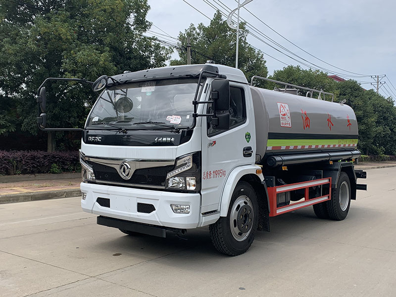 中潔牌XZL5120GSS6型灑水車